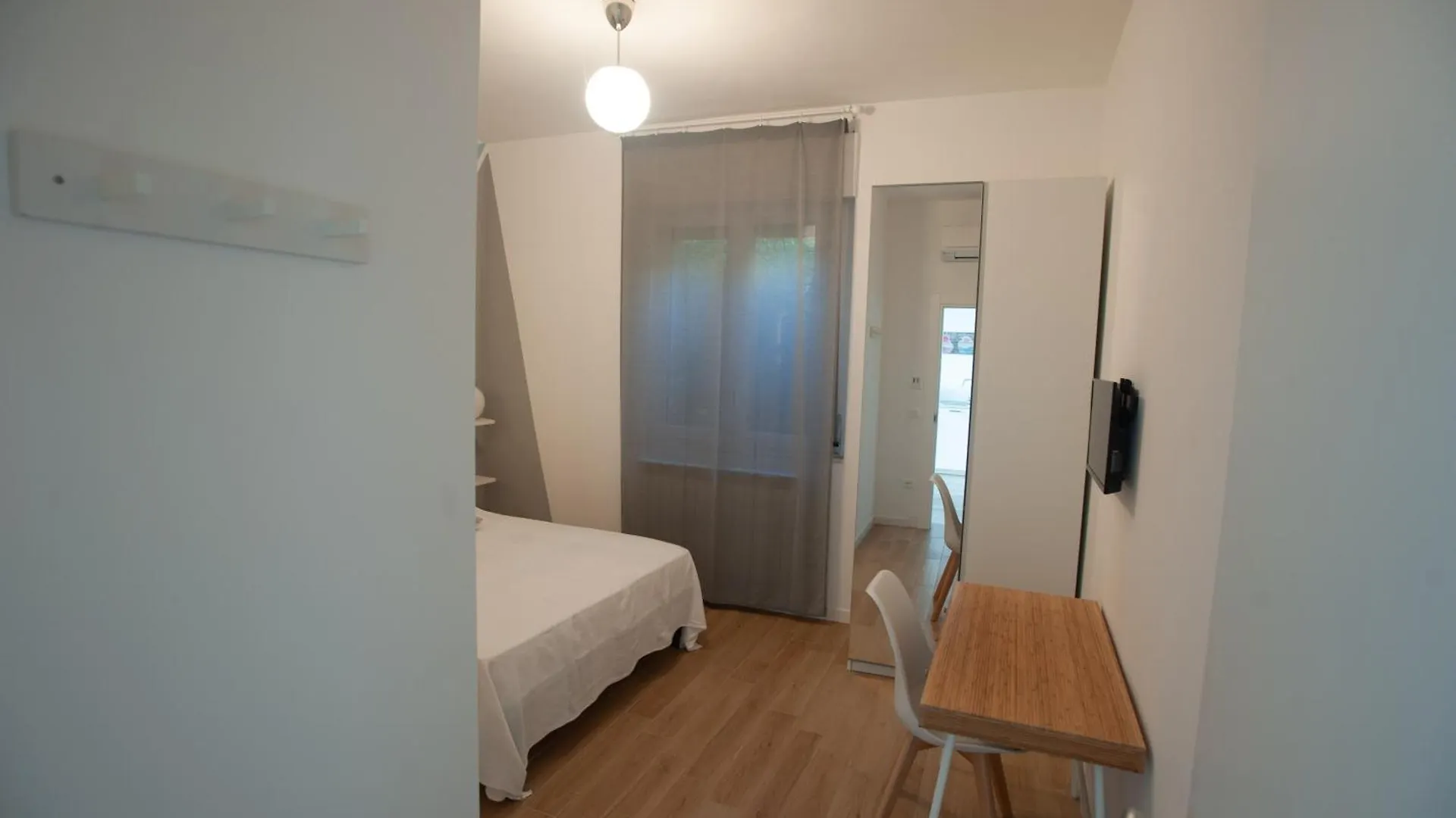 Annemarie B&B Marina Di Pisa Italy
