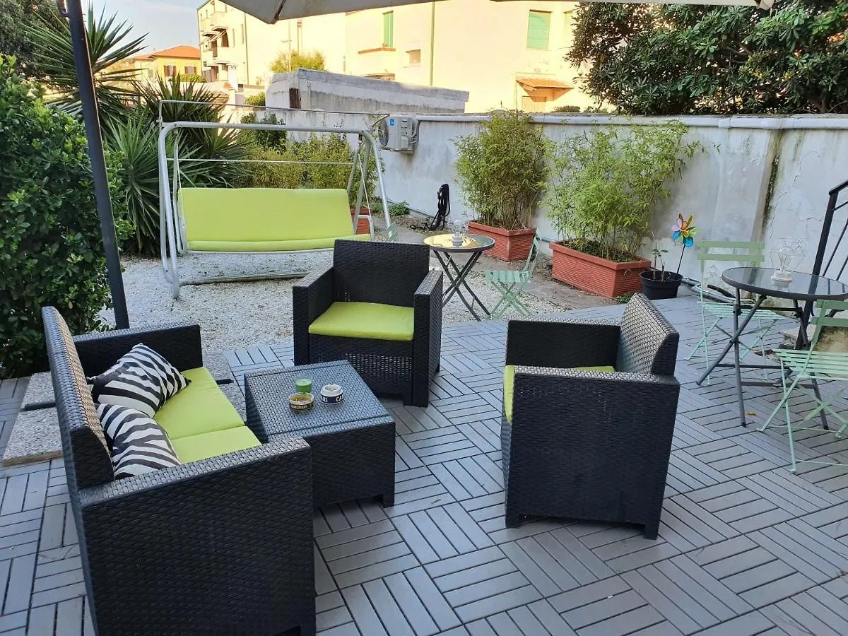Annemarie B&B Marina Di Pisa 0*,